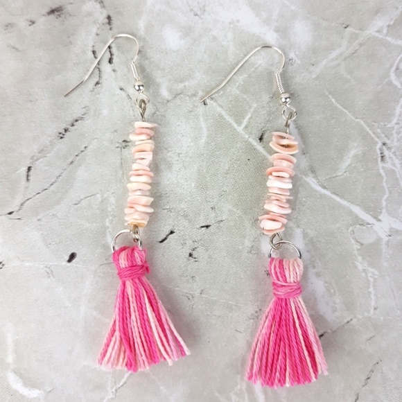 Sea Shells Memory Wire Wrap Bracelet - Picture 3 of 7